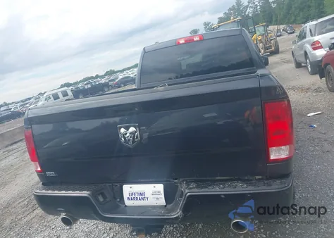 2018 Ram 1500 Express 4X2 6'4 Box из США, поврежденный, VIN 1C6RR6FT0JS131914